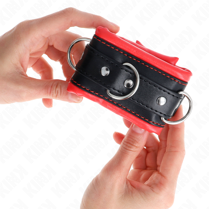 Menottes BDSM Lourdes Fourrure Rouge Ajustables - KINK - KINK WRIST RESTRAINT