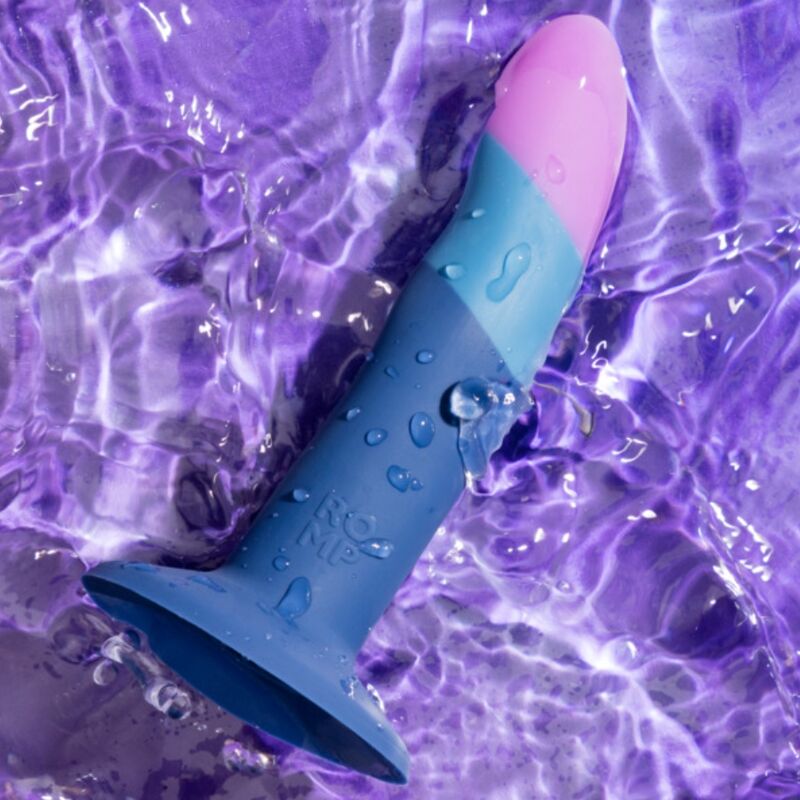 Gode en Silicone Piccolo avec Ventouse Tricolore 14 cm - ROMP